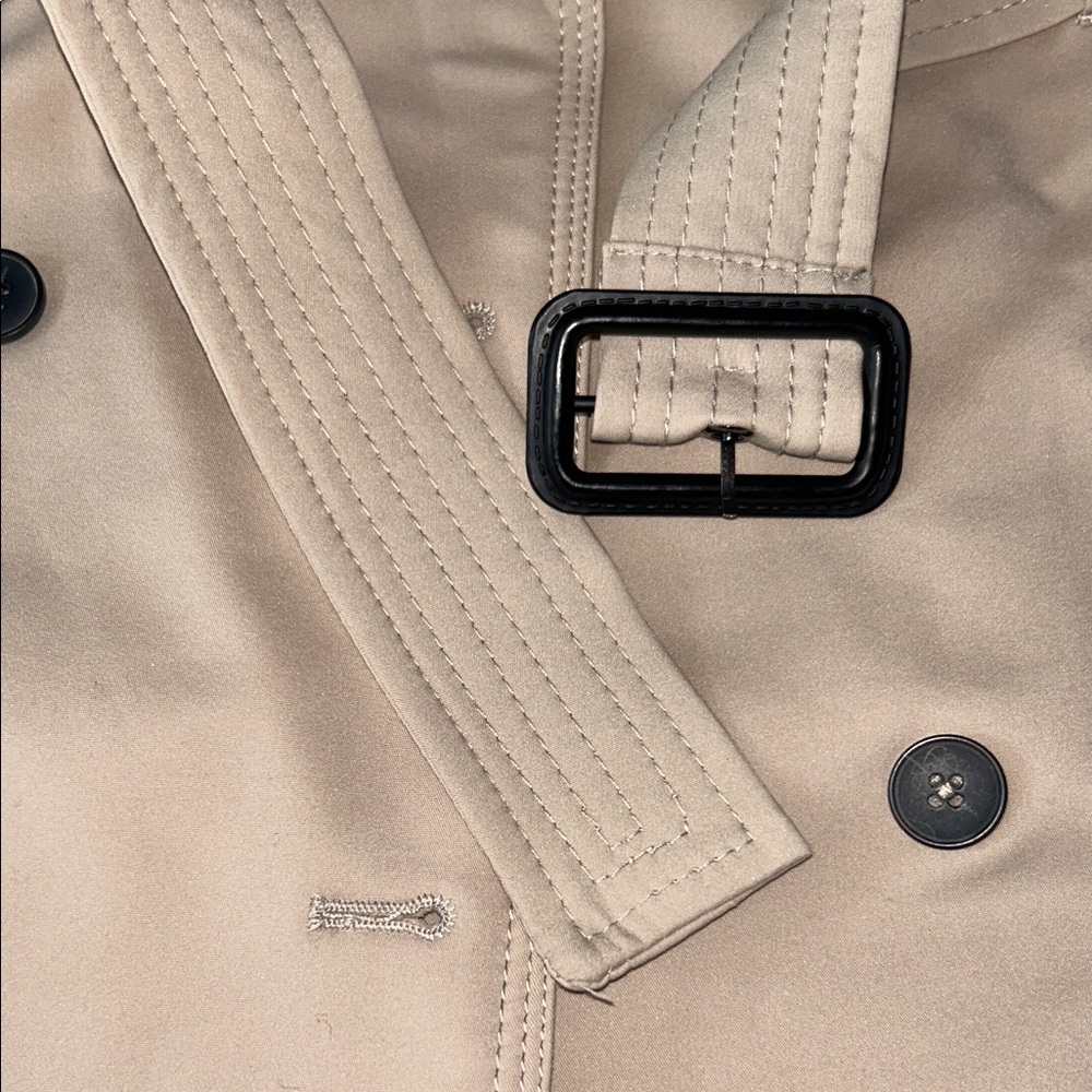 Elegant Cream Trench Coat for Women - Picture 6 of 13
